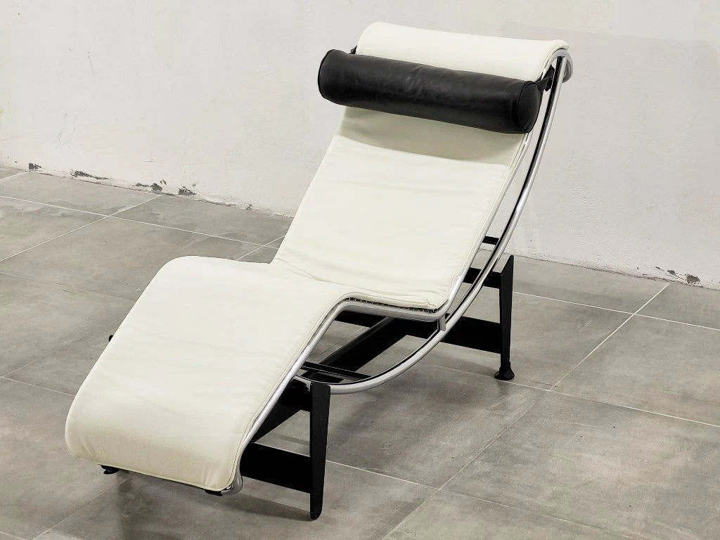 LC-4 Lounge Chair in White Leather by Le Corbusier for Cassina, 1980s